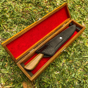 Faca Artesanal Premium para Churrasco NAIPS + Caixa em Madeira + Case em couro